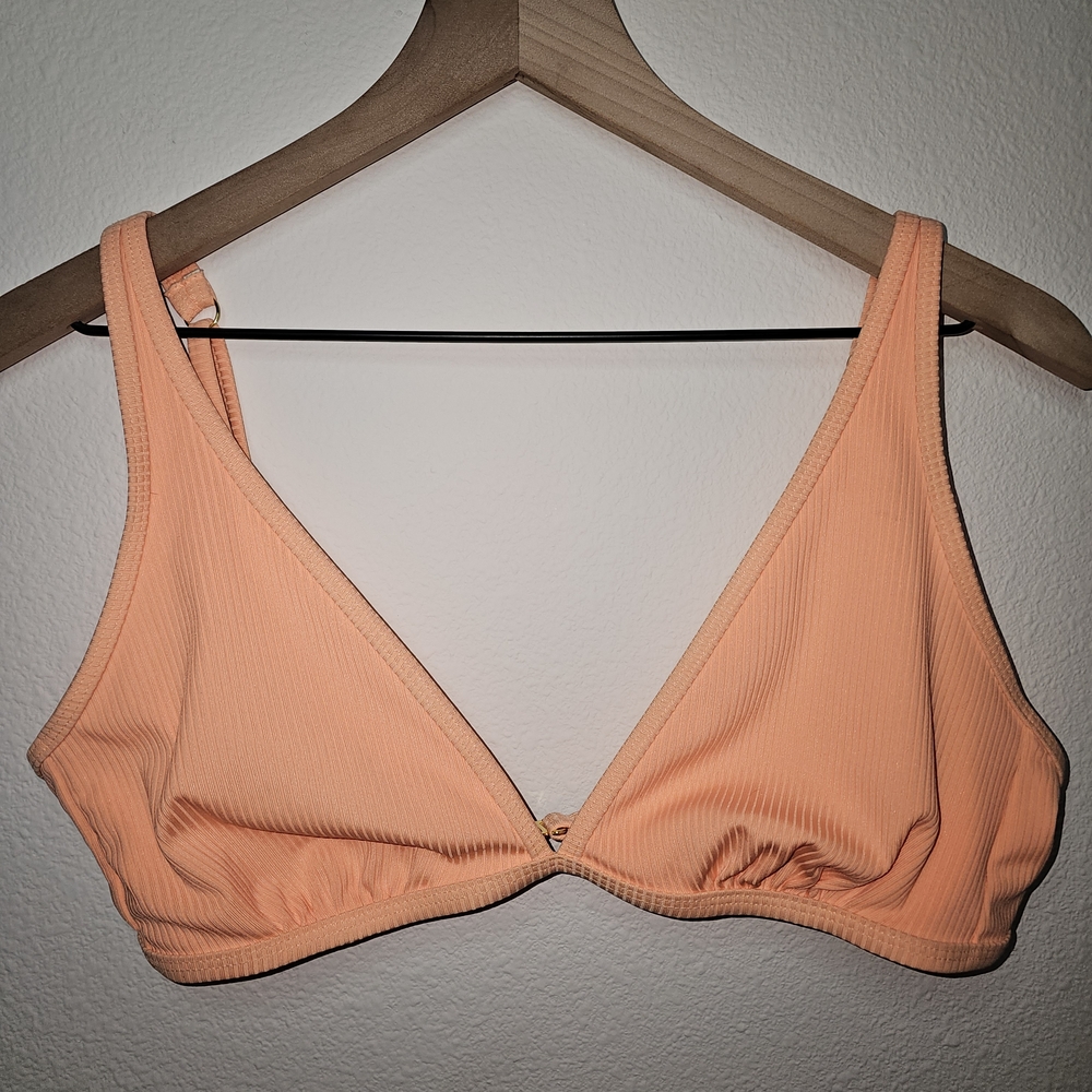 Xhilaration Coral Ribbed Bralette
